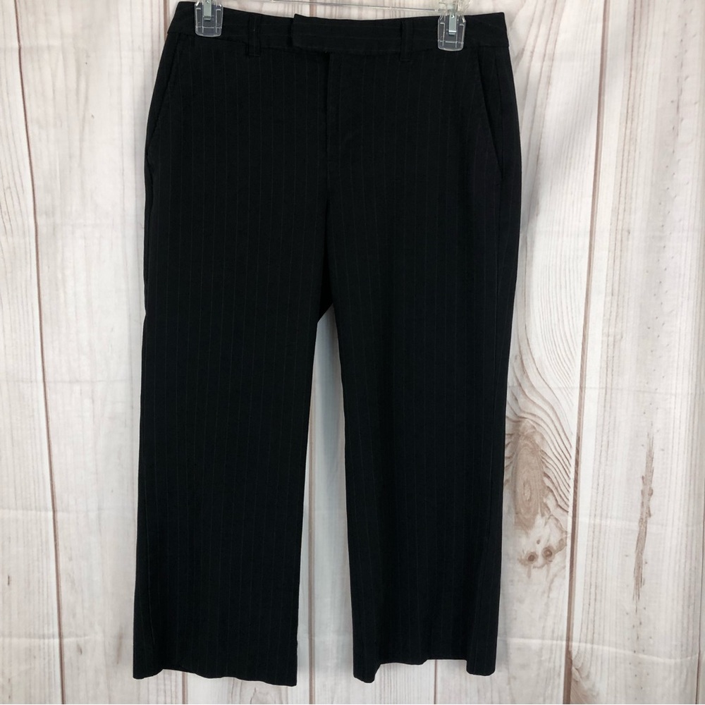 Old Navy Pin Striped Dress Capris